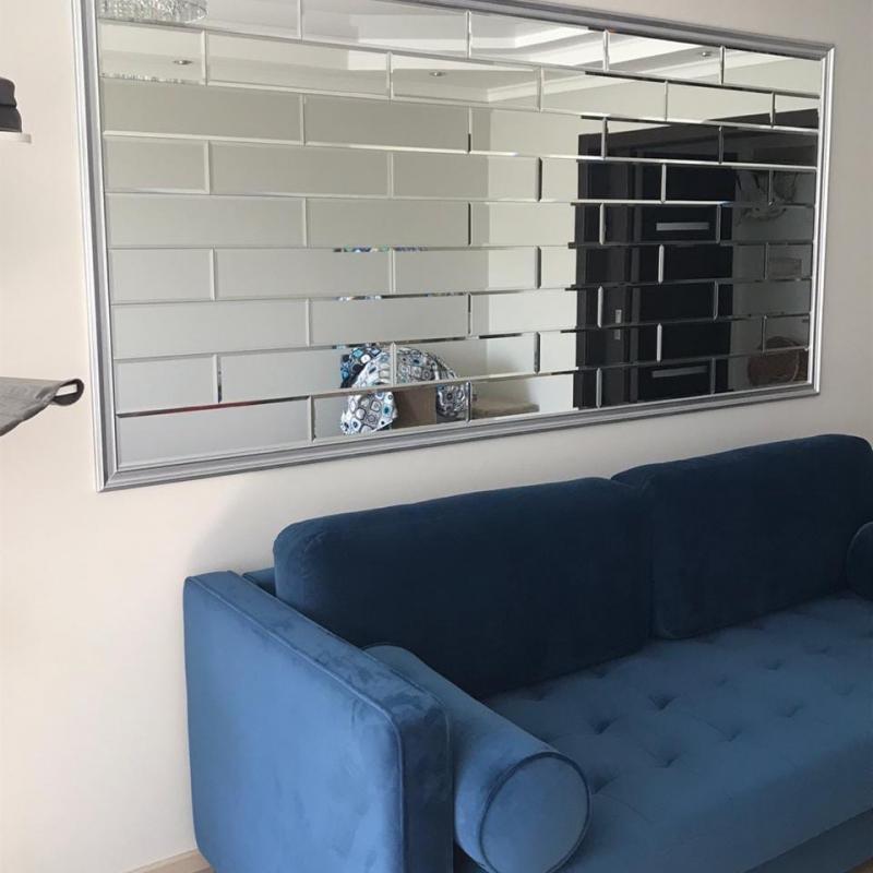 Проект Зеркальное панно над диваном